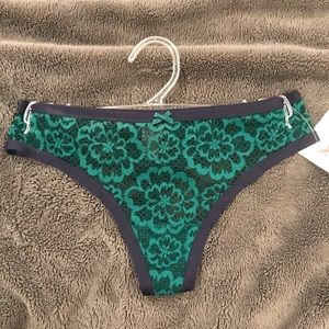 NWT aerie xs thong underwear